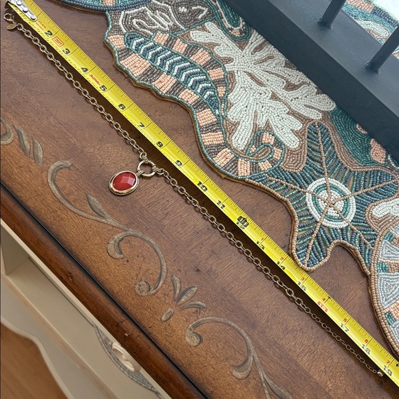 2028 Gold tone chain link necklace 16" - 19" medallion - Picture 12 of 13